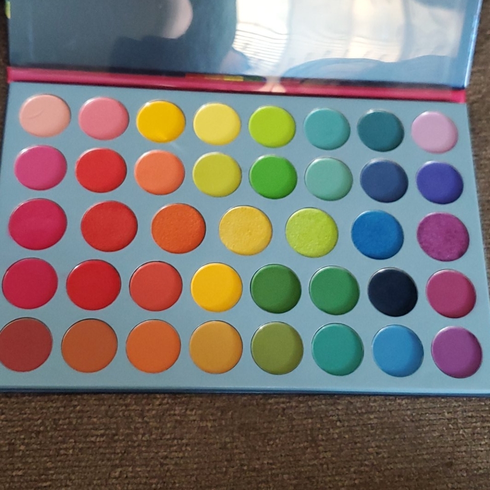 Eyeshadow Palette